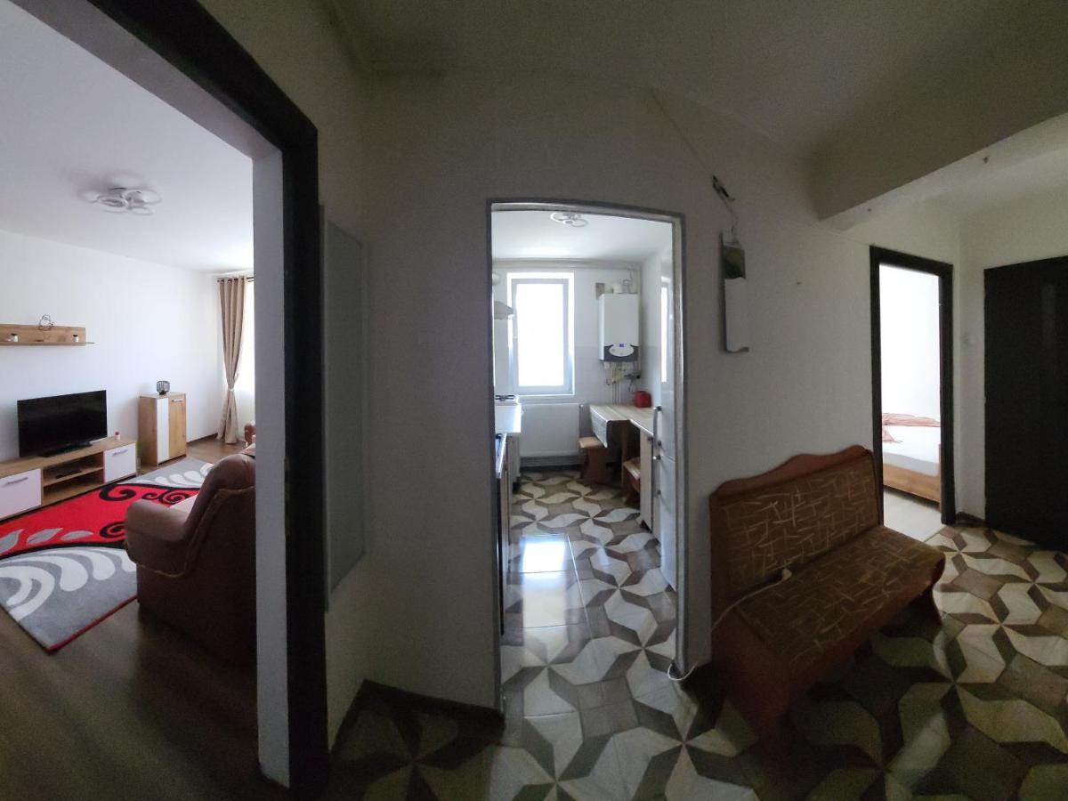 Apartament In Regim Hotelier Deva Eksteriør billede
